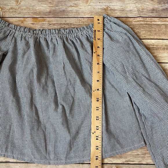 Brandy Melville Off Shoulder Theia Striped Crop Top - Picture 6 of 11